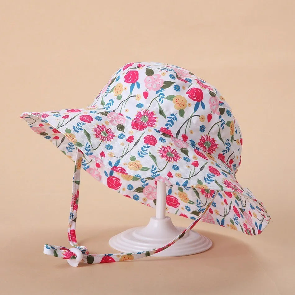 The GiggleGuard - Children Beach Hat